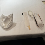 黄鶴 - テーブル