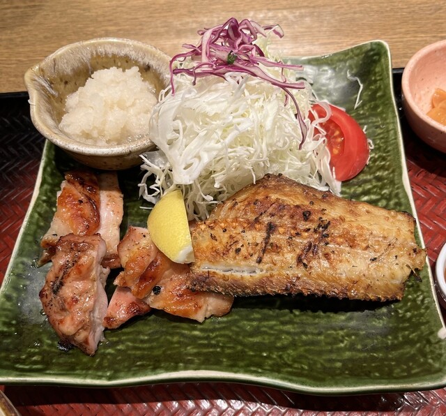 Ootoya Shinmarunochi Center Biru Ten photo 4