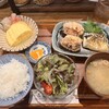 and Co- 酒も食事も