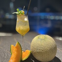 【7-8月】北海道産メロンアイスとメロンリキュールのスプリッツァー