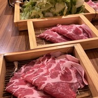 しゃぶしゃぶ・創作料理居酒屋 豚吟 栄店 - 