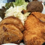 わ楽 - お肉ちゃんたち！