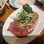 羊肉炭火焼 肉汁屋 - 