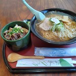あっさり - よくばりな自分にぴったりのらぁ麺ミニすじ丼セット￥1100