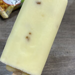 サミットストア - とうもろこし味の韓国産のアイス(118kcal)