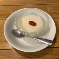 個室中華 頤和園 溜池山王店 - 