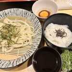 元祖肉肉うどん - 