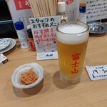 大衆酒場 富士山 北24条店 - 1発目のビールをば…。