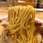 麺や みかん - 自家製の中細ストレート麺