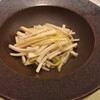 広味坊 - 黄ニラとマコモダケの炒め物