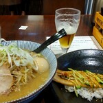 灼味噌らーめん 八堂八 - 味玉味噌 1150円、野菜増し 150円、一本穴子の炙り飯 700円、ランチビール 450円