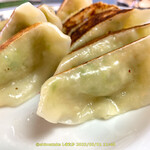 三ちゃん - 焼き目が薄いのが良いね