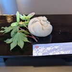 よばれやんせ。 - デザートに栗きんとん戴きました