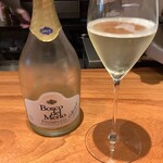 luogo - スパークリングワイン