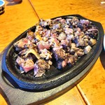 とり乃屋 - この、もも塩焼きが絶品ですよ!!