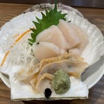 すしてつ - 殻付きホタテ