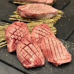 極・和牛焼肉やざわ - 
