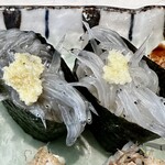 三是寿司 - しらす と 白魚