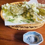 慈久庵 - 慈久庵コースの野草天ぷら