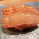 みこ寿司 - ボタンえび（白えびはお正月の地震で富山県近海における海底の地形が変わり、居なくなってしまったそうです）