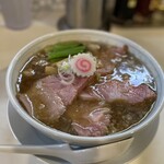 麺笑飯店 - チャーシュー中華そば(税込1,200円)が到着！