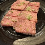 炭火焼肉　彩 - 