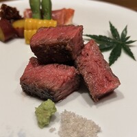 肉割烹ふたご 北新地店 - フィレ肉の焼き加減も万全です