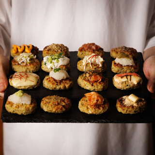 創作つくねを全18種類のバリエーションのトッピングで！