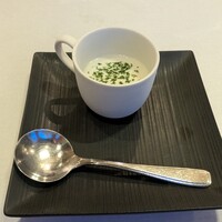 24/7 restaurant - 