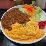 キッチン マルニ - オムカレー