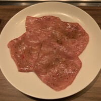 焼肉うしごろ 新宿三丁目店 - 