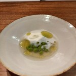 なかむら - グリーンピースと炙りモッツァレラ