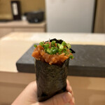 寿司 赤酢 - トロ手巻き