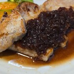 キッチン ブルー グローブ - かなり浸った、赤ワインソース