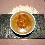 中国四川酒家 蔓山 - 黄韮と新玉葱の酸辣湯