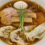 らぁ麺やまぐち - 琥珀色の美味しいスープ！
