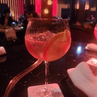 DINING & BAR TABLE 9 TOKYO - 