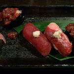 馬肉料理 和牛もつ鍋　姫桜 - 馬肉鮨、３点盛り