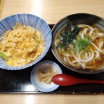 ひらの屋 - 料理写真:うどん定食（700円）