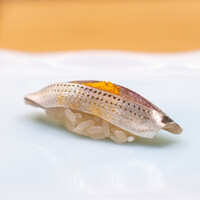 鮨 なんば 日比谷 - 小肌