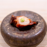 鮨 なんば 日比谷 - 煮蛸