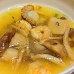 ヒルトン横浜 - 小海老のアヒージョ