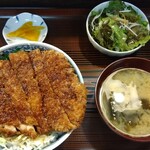まとい食堂 - ソースカツ丼 1050円