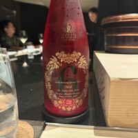 鮨m - 