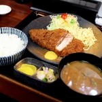 Yada katsu - あぐ～ロース定食☆