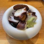 淳ちゃん寿司 - タコのブツ