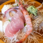 いたる - 2024.6 日本海お刺身の桶盛り 1人用（1,760円）