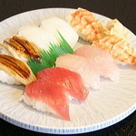 Sakaesushi - にぎり