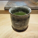 菊鮨 - 緑茶