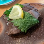 廻し鮨 新鮮や - まぐろの血合